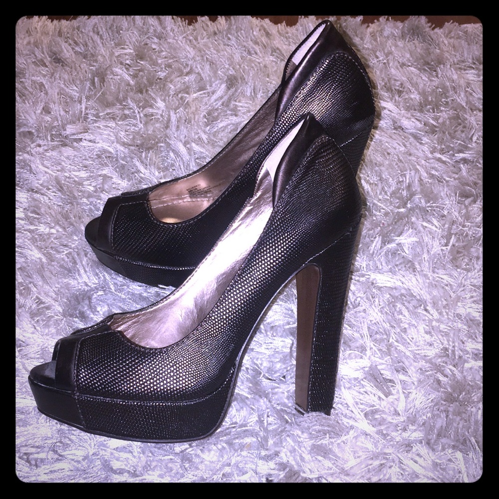BCBG GENERATION SHOES